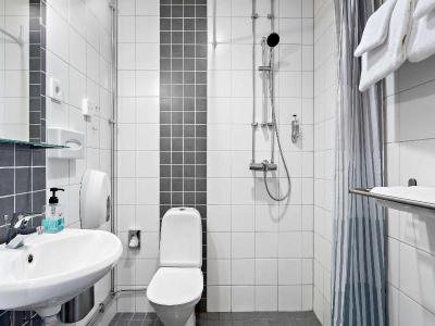 Tylebackl; Sure Collection by Best Western - 73