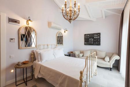 Alacaat Butik Otel - 0