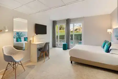 Best Western Plus HyèRes côTe d'Azur - 4
