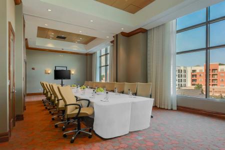 Hilton Convention Center - 31