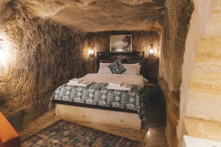 Tale Cave In - 122