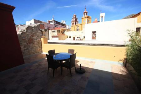 Casona Alonso 10 - 14