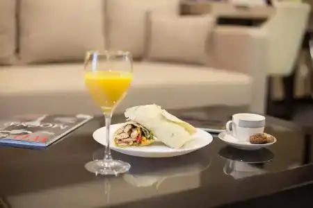 Dominic Smart & Luxury Suites - Republic Square - 55