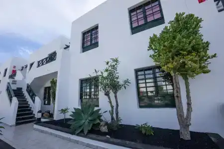Apartamentos Moraña - 0