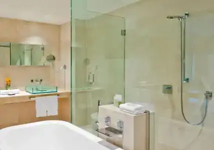 The Westin Bayshore, - 6