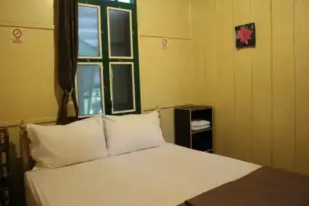 Samsen Sam Place - 43