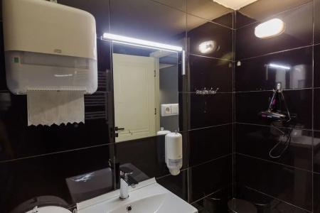 Batumi Surf Hostel - 9