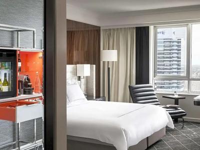 Swissotel - 64