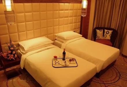 The Metropolitan & Spa New Delhi - 62