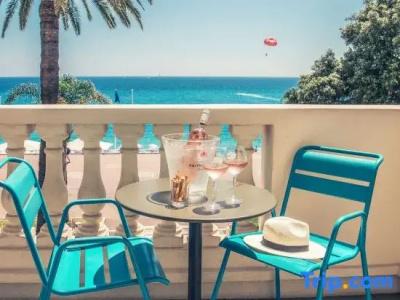 Mercure Nice Marché Aux Fleurs - 72