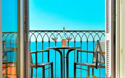 Hôtel La Pérouse Nice Baie des Anges - 99