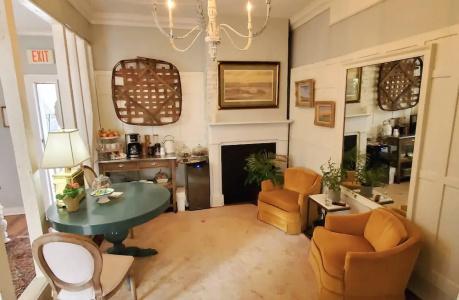 Bijou Boutique Inn - 12