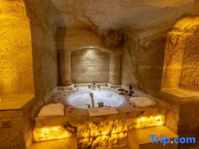 Tale Cave In - 105