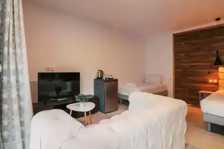 Bamboo Suites Boutique - 110