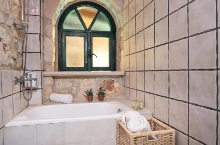Diamond Suites - 32