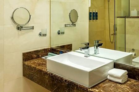 Four Points by Sheraton Production City - 34
