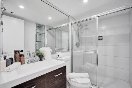 The Alexander All Suites - 686