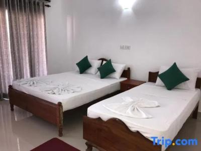 Oasis Beach Resort - 30
