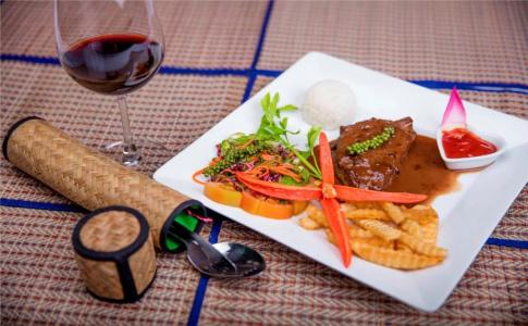 Natural Bungalows Restaurant and Bar - 10