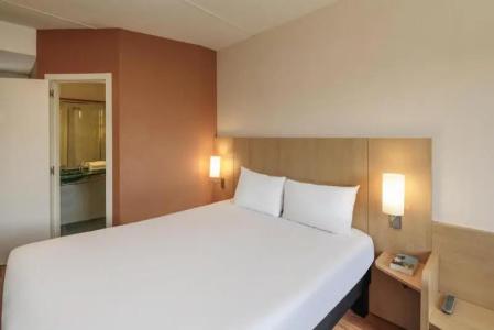 Ibis Malaga Centro Ciudad - 46