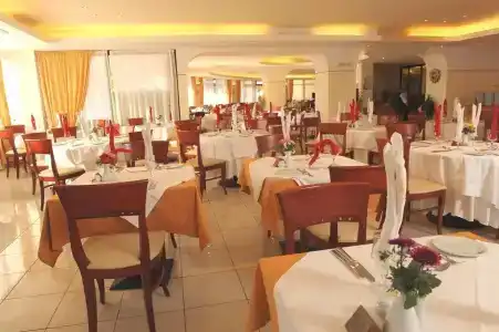 Vantaris Palace - 23