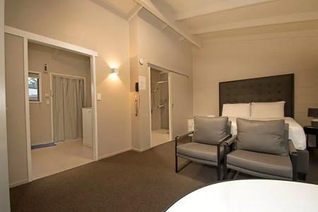 Middlemore - 65
