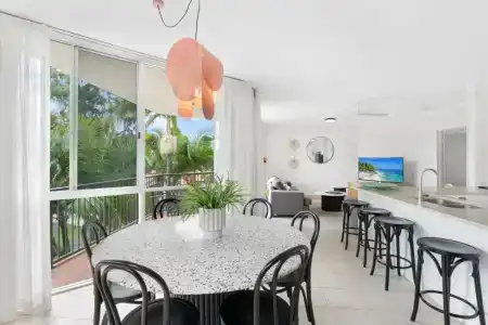 Noosa Tropicana - 149
