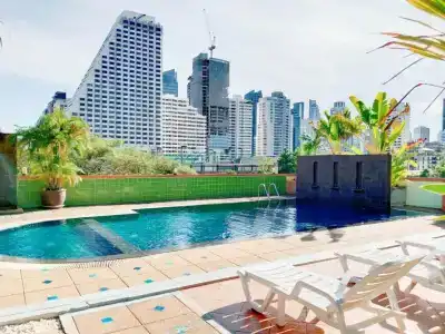 Woraburi Sukhumvit - 19