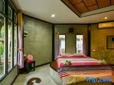 Tamsabai - 61