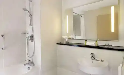 DoubleTree by Hilton London Angel Kings Cross - 65