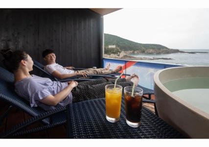 Xyz Private Spa And Seaside Resort - 20