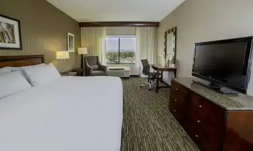 DoubleTree by Hilton Las Vegas Airport - 3