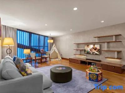 Ascott Raffles City - 131