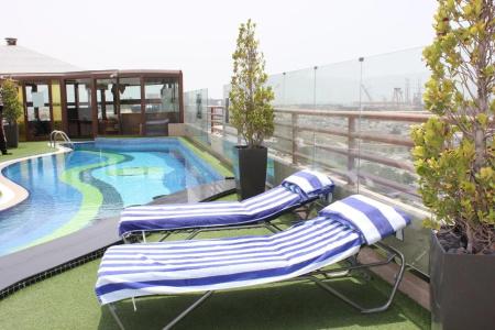 Sea View Dubai - 1