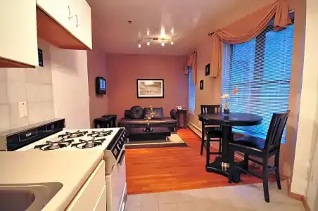 Off Soho Suites - 63
