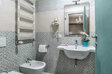 Merulana Inn Guest House - 86