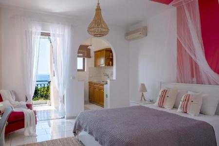 Pefkides Aegina Boutique - 89