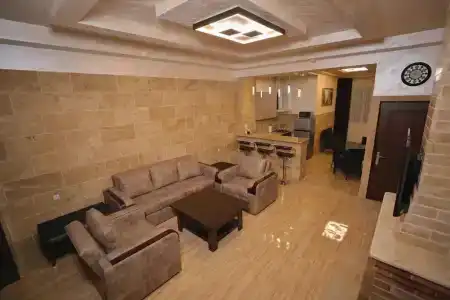 GM Rest House - 11