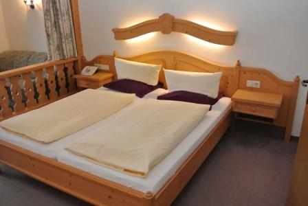 Gruberhof Bed & Breakfast - 23