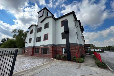 Oyo Townhouse Houston Brookhollow - 12
