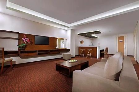 Quest San Denpasar By Aston - 47