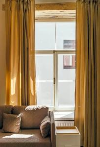 Merchants House - 75