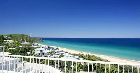 La Mer Sunshine Beachfront - 20