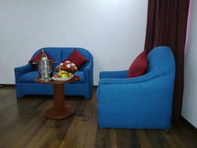 The Royal Comfort - 17