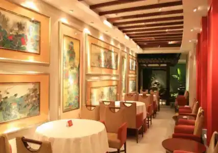 The Royal Marina Plaza Guangzhou - 14