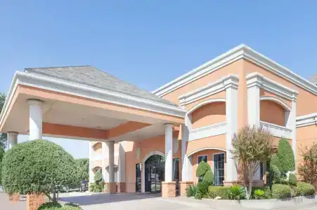 Days Inn By Wyndham Grapevine Dfw Airport North - 0