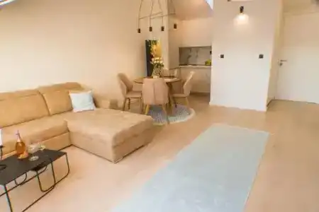 Riva Guesthouse - 5
