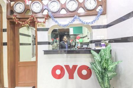 Super Oyo 108 Marsa Al Masafar Apartment - 16