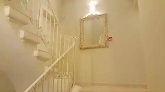 D Townhouse Boutique Suites - 9