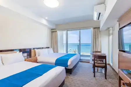 Kariyushi Lch. Resort - 3